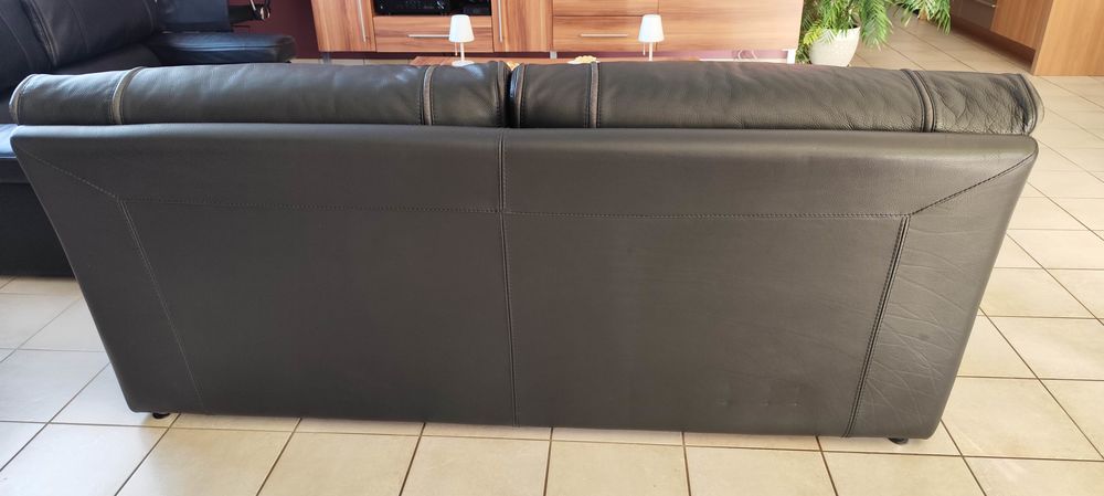 Ensemble de 2 canap&eacute;s en cuir noir surpiqu&eacute;s Meubles