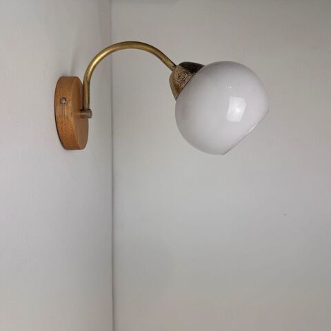APPLIQUE ANCIENNE EN OPALINE VINTAGE 60 Montreuil (93)