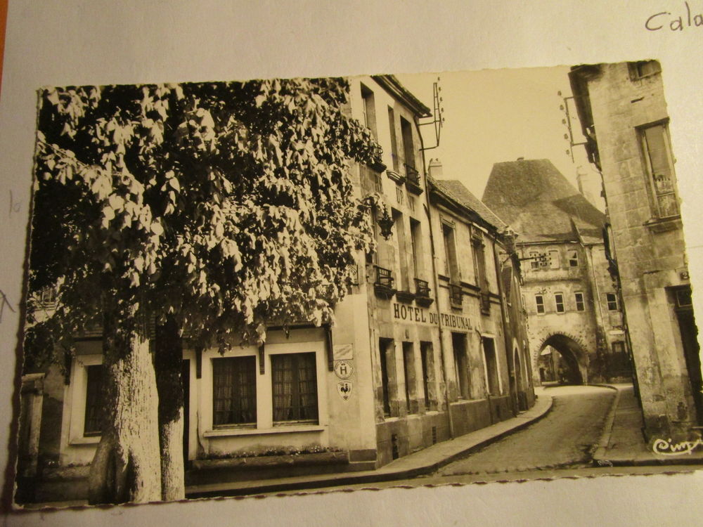 VIEILLE CARTE POSTALE"MORTAGNE ORNE 61" 