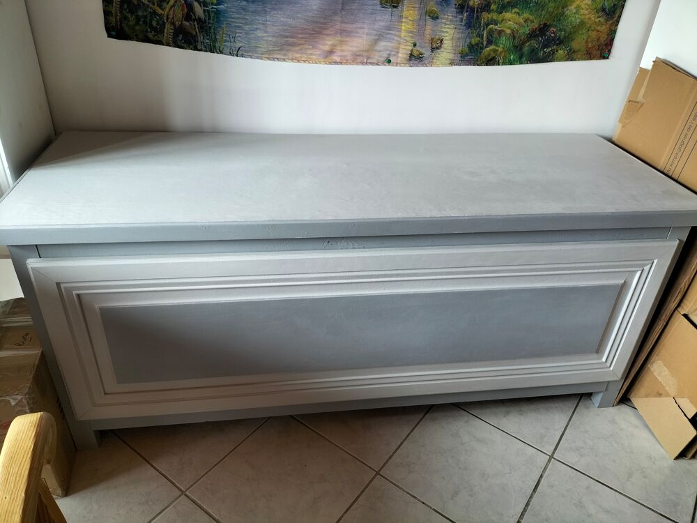 Grand coffre de rangement restaur&eacute; en bois Meubles