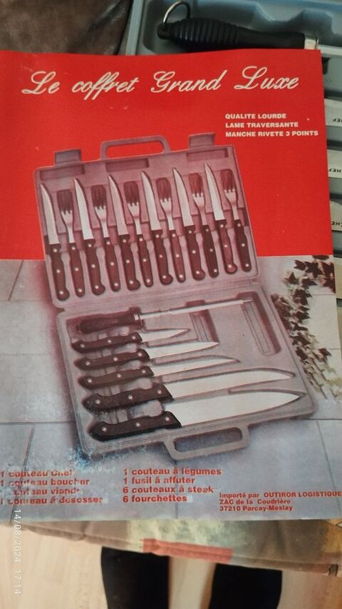 coffret couteaux et couverts 18 Nieul-sur-Mer (17)