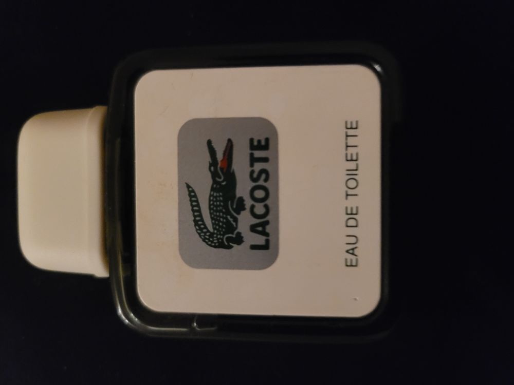 Miniature Lacoste 