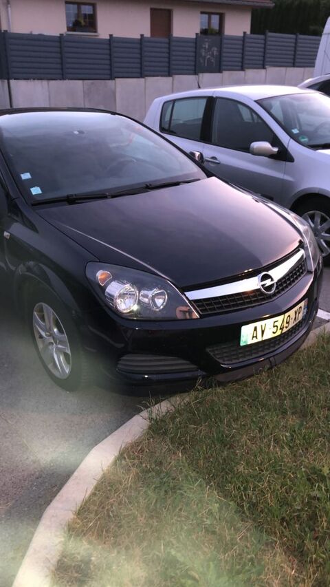 Opel astra GTC 1.7 CDTI - 110 FAP ecoFLEX Cosmo Pan
