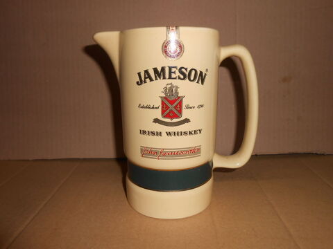 CHOPE A WHISKY (55)
10 Vend�me (41)