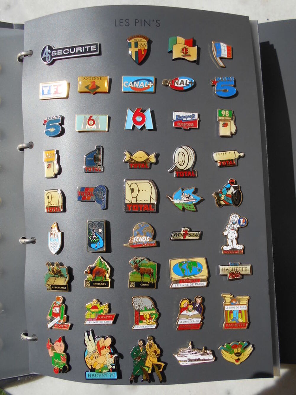 259 pin's (ma collection) 
