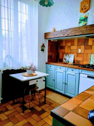  Maison � vendre 10 pi�ces 220 m�