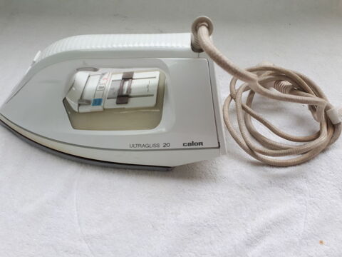 Fer � repasser � vapeur Calor 5 Montigny-Lencoup (77)