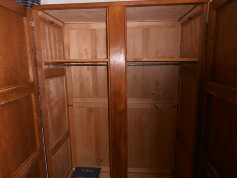 armoire bois sobre 2 portes 128/57/185 100 Capdenac-Gare (12)