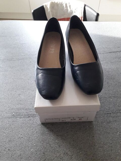 PAIRE D'ESCARPINS 10 Balaruc-les-Bains (34)