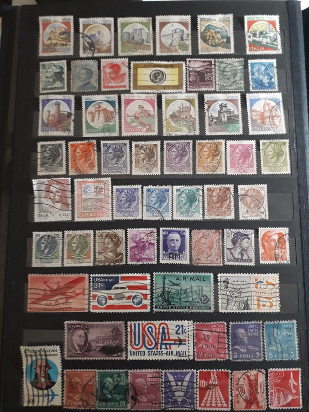 N.239 Lot de 206 timbres divers Pays 1,50€ 