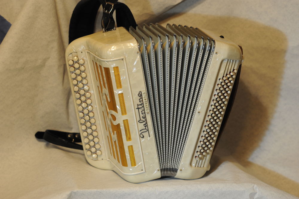 Accord&eacute;on Cavagnolo Instruments de musique