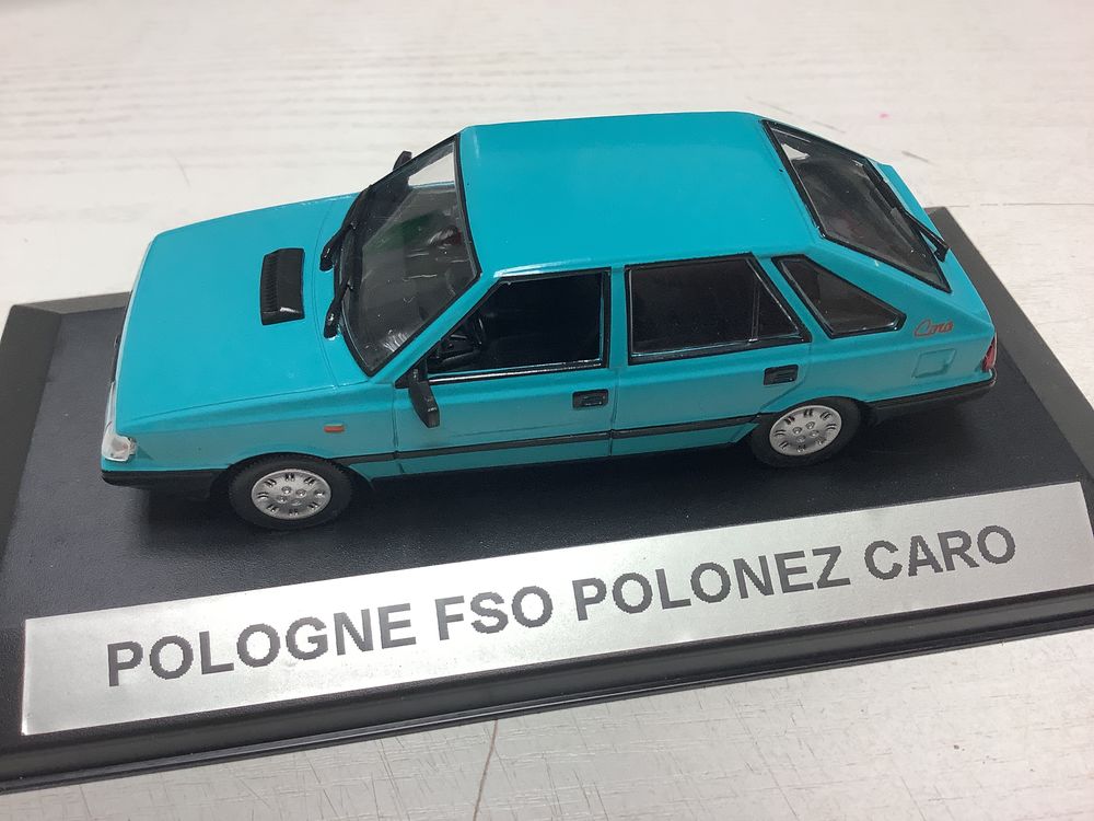 FSO POLONEZ CARO 1978 1/43 voiture miniature 