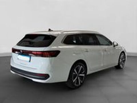 Passat 1.5 eTSI OPF 150 DSG7 Elegance 2024 occasion 38440 Saint-Jean-de-Bournay