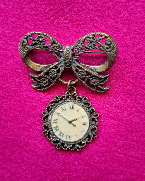 Broche fantaisie 15 Sigoulès (24)