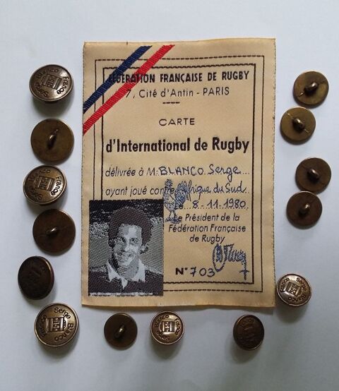 Lot de boutons en m�tal Serge Blanco 30 Limoges (87)