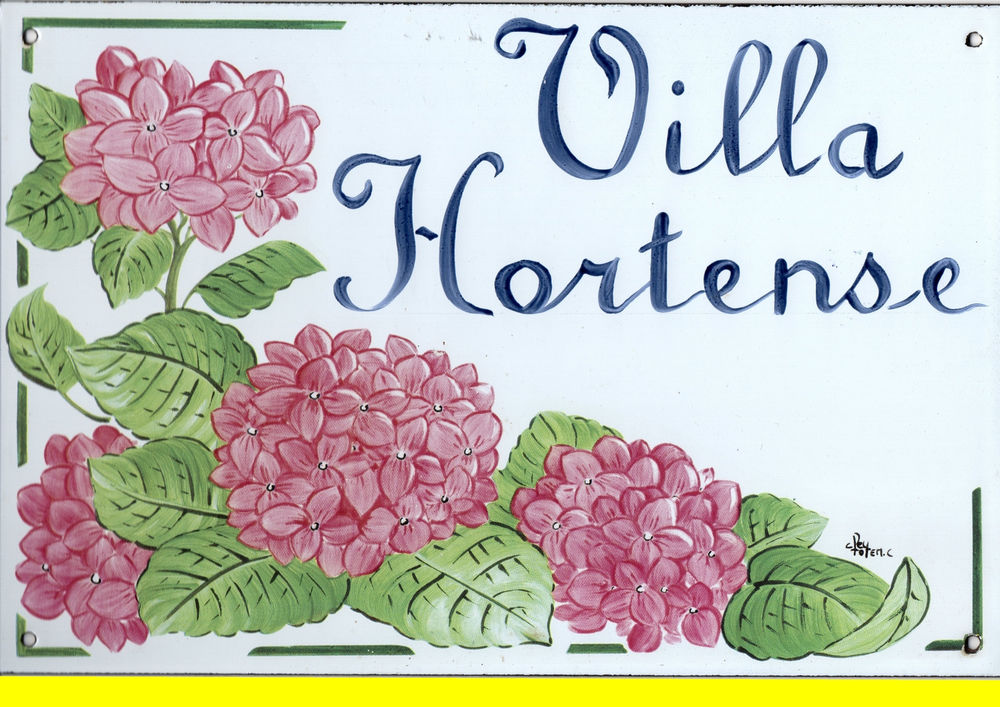 Plaque totem &eacute;maill&eacute;e 20X30 C.FEY VILLA HORTENSE Hortensias Décoration