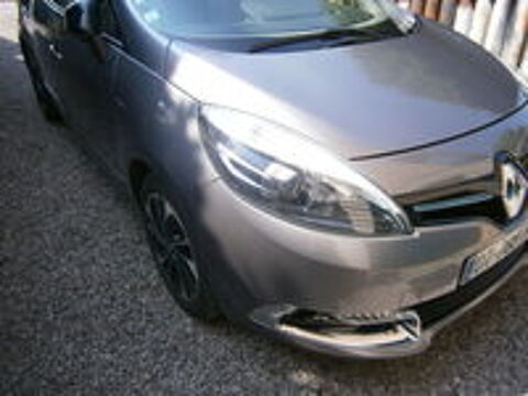 Grand Sc&eacute;nic III Grand Sc&eacute;nic dCi 130 Energy FAP eco2 Bose Edition 7 pl 2015 occasion 80560 Puchevillers