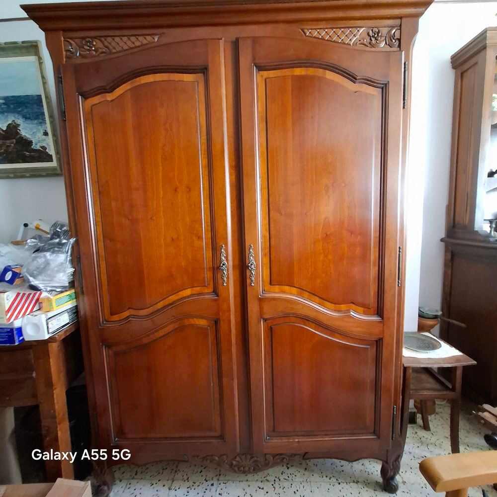 armoire en merisier en bois massif Meubles