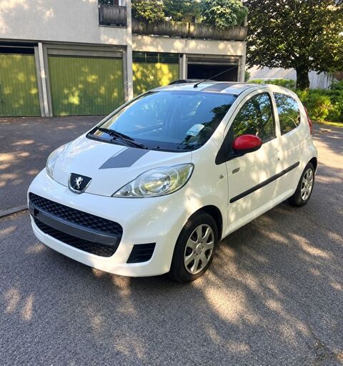 Peugeot 107 Essence - Economique et id&eacute;ale je