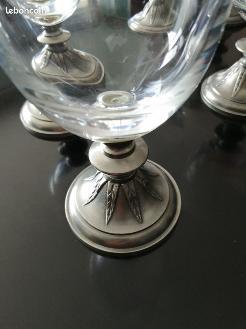 Verres vintage en cristal pied en &eacute;tain Décoration
