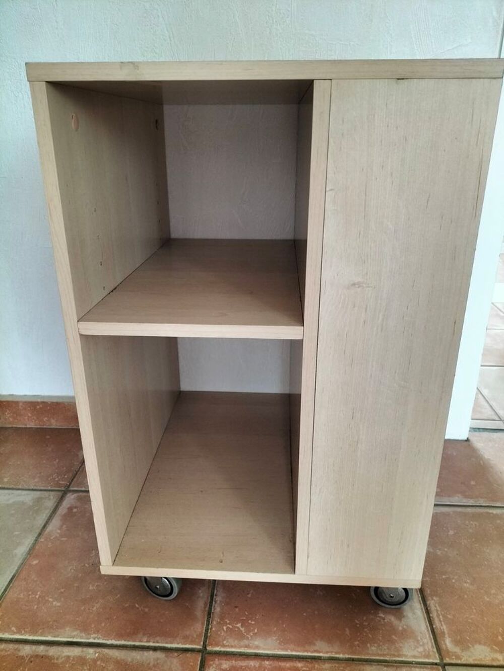 Meuble multirangement sur roulettes Meubles