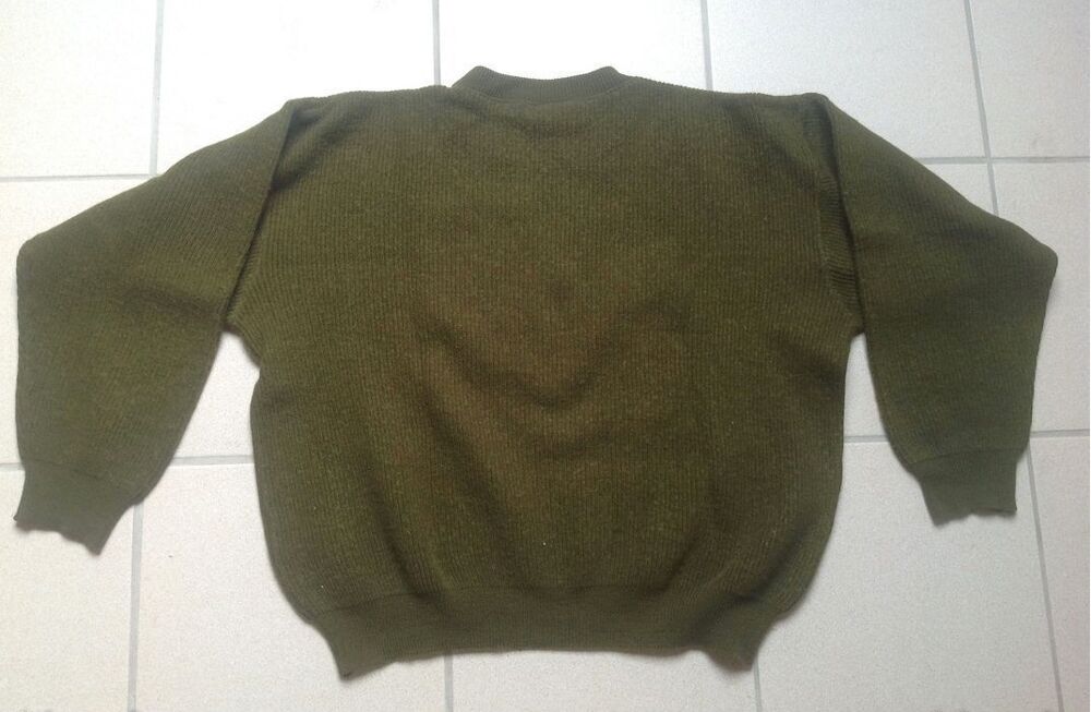 PULL VERT LAINE KNITWEAR by STICKER Envoi Possible Vêtements