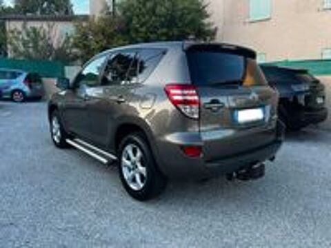 RAV 4 RAV4 150 D-4D 4WD LeCap 2010 occasion 83000 Toulon