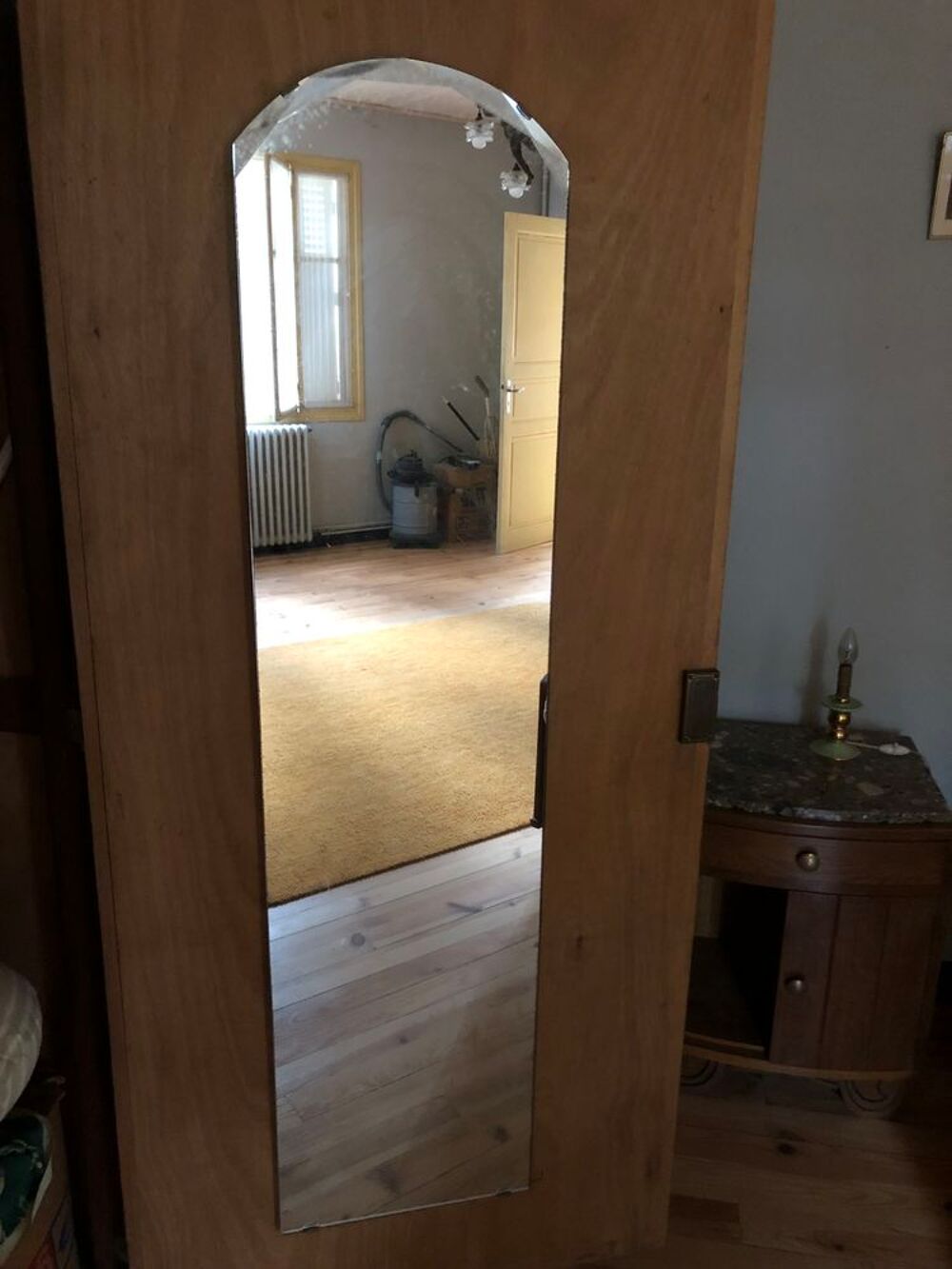 Armoire penderie vintage. Meubles