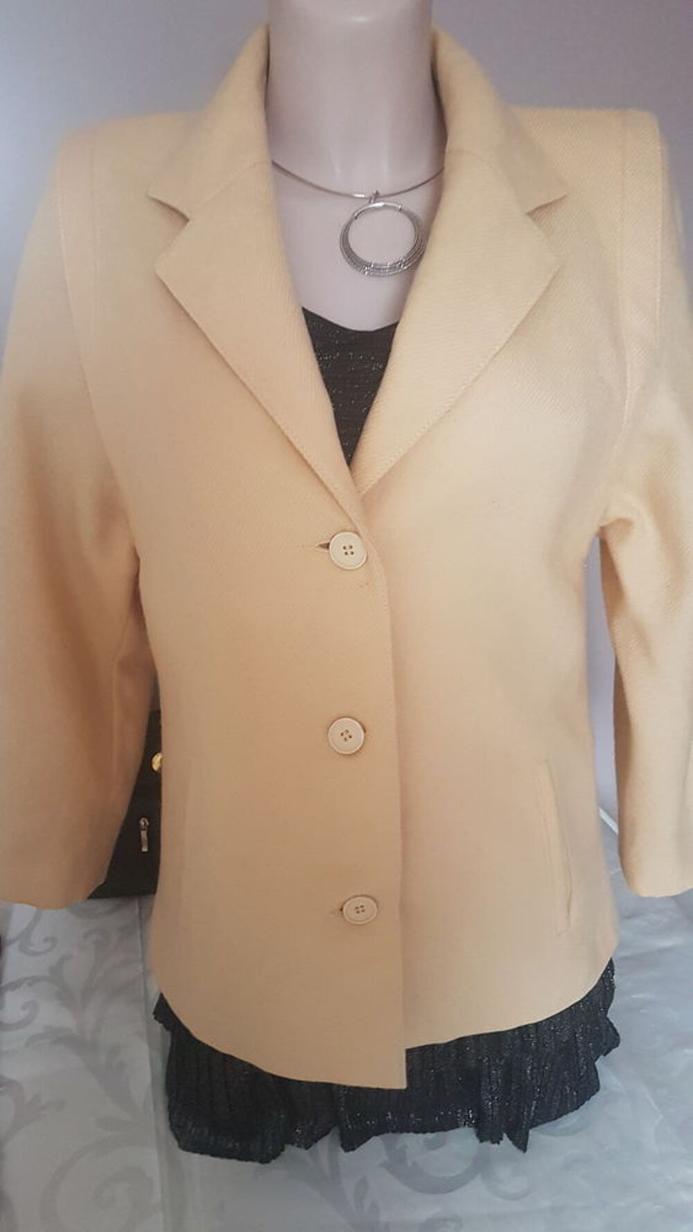 Superbe veste femme 100 % Laine Vêtements
