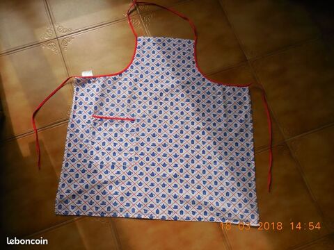tablier moderne
peut aller pour 38 40 42 44 2 S�te (34)