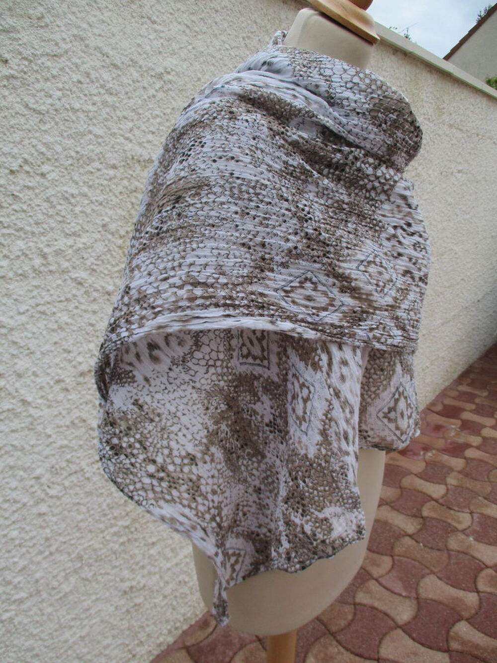 Etole / &Eacute;charpe / Foulard : Effet froiss&eacute; Vêtements