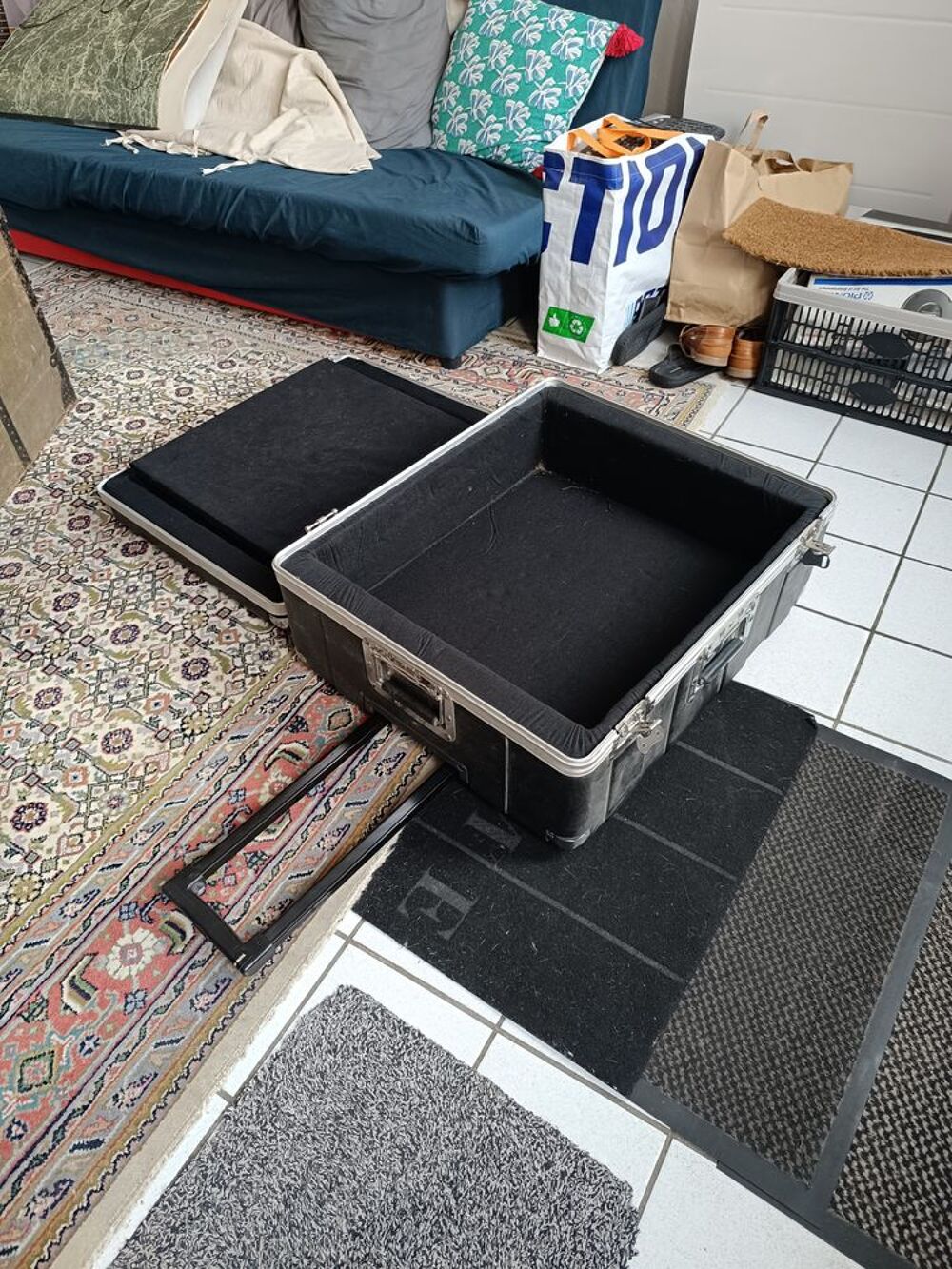 rack &agrave; roulettes pour sono Audio et hifi