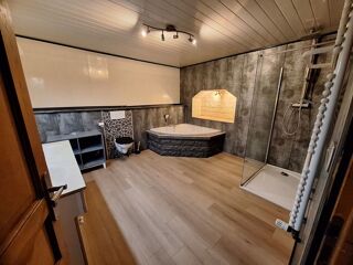  Maison � vendre 7 pi�ces 304 m�