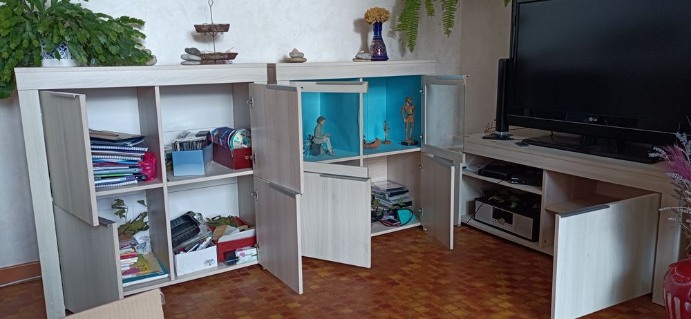 un lot de 3 meubles salon Meubles