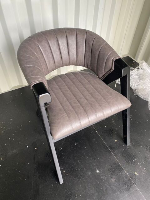 chaise fauteuil 50 Villeneuve-ls-Avignon (30)