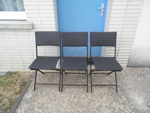 .lot de chaise de jardin.
.. 60 Vitry-le-François (51)