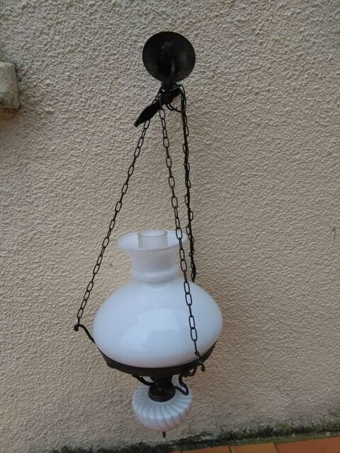 LAMPE PORCELAINE 14 Chevillon-sur-Huillard (45)