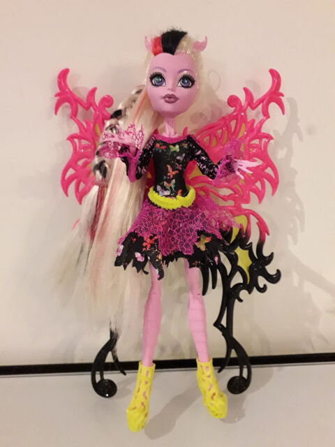 Vends poupée Monster High Bonitafémur 15 Grosbreuil (85)