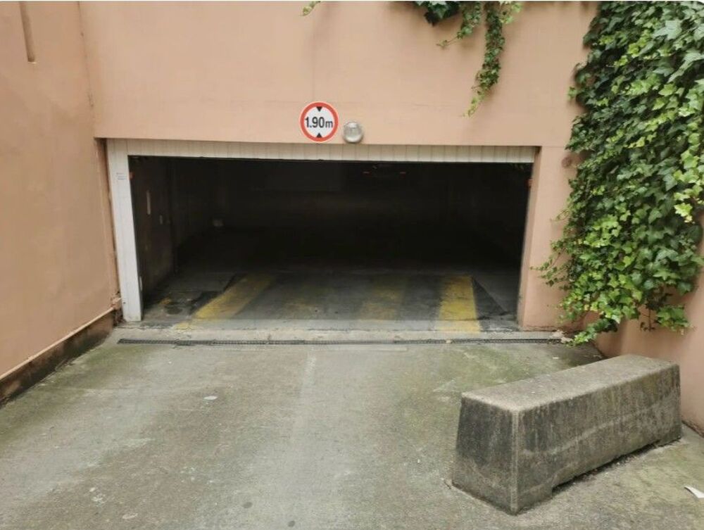 Location Parking/Garage Quartier St Vincent - garage box Chasselay