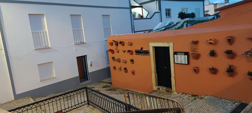   Maison de ville a 100 metres de la plage de ALBUFEIRA Portugal, ALBUFEIRA