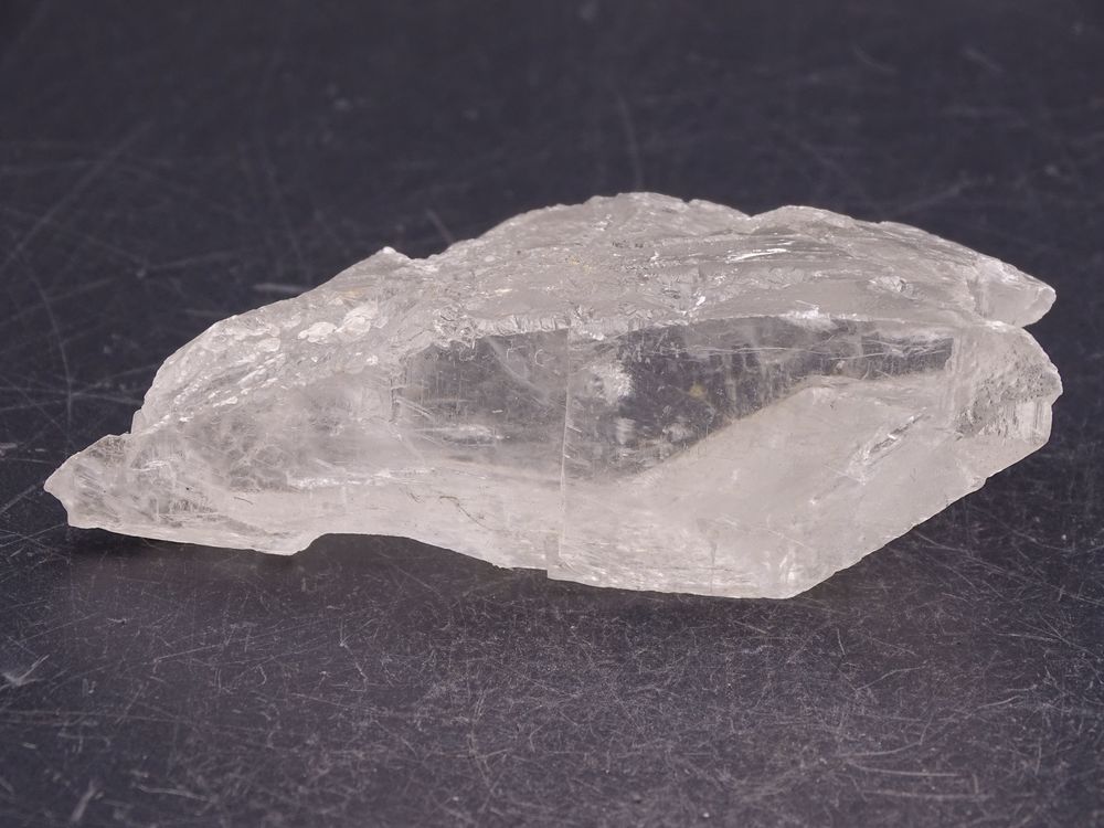 Gypse , Tol&egrave;de , Espagne 80gr 84 x 32 x 27 mm 