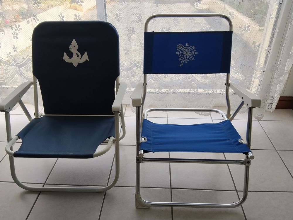 LOT DE 2 SIEGES DE PLAGE Meubles