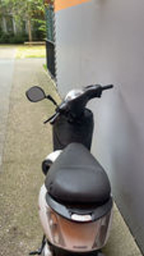 PIAGGIO 2017 occasion 93210 La Plaine St Denis