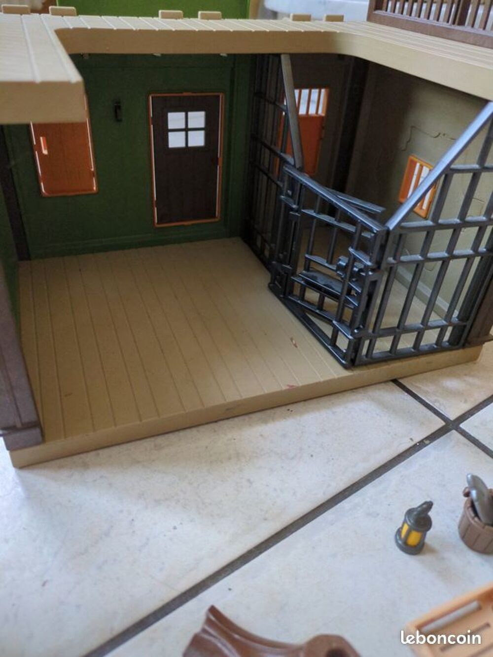 PLaymobil la maison du sh&eacute;rif / prison vintage Jeux / jouets
