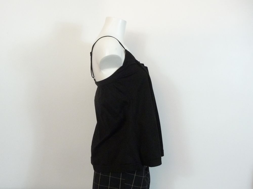 Top/Tee Shirt Noir avec Plis et Bretelles R&eacute;glables- Naf Naf Vêtements