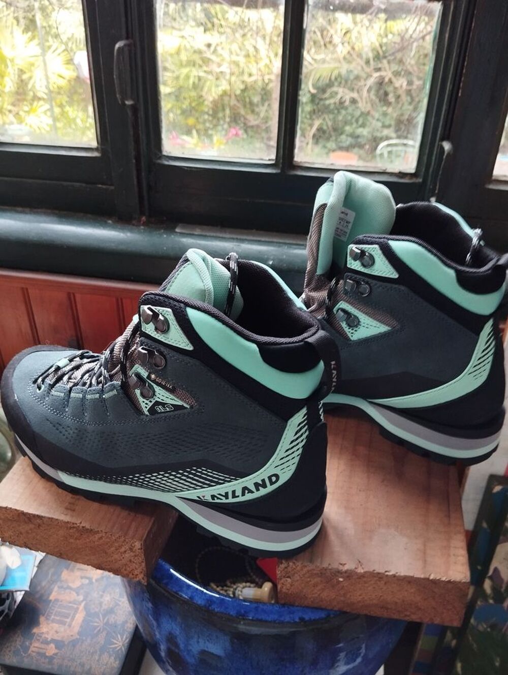 Chaussures randonn&eacute;e Chaussures