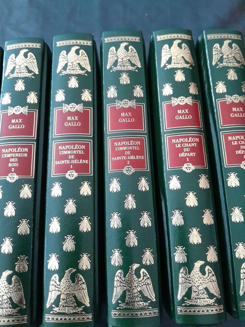 Une collection de 8 volumes de NAPOLEON par Max Gallo Livres et BD