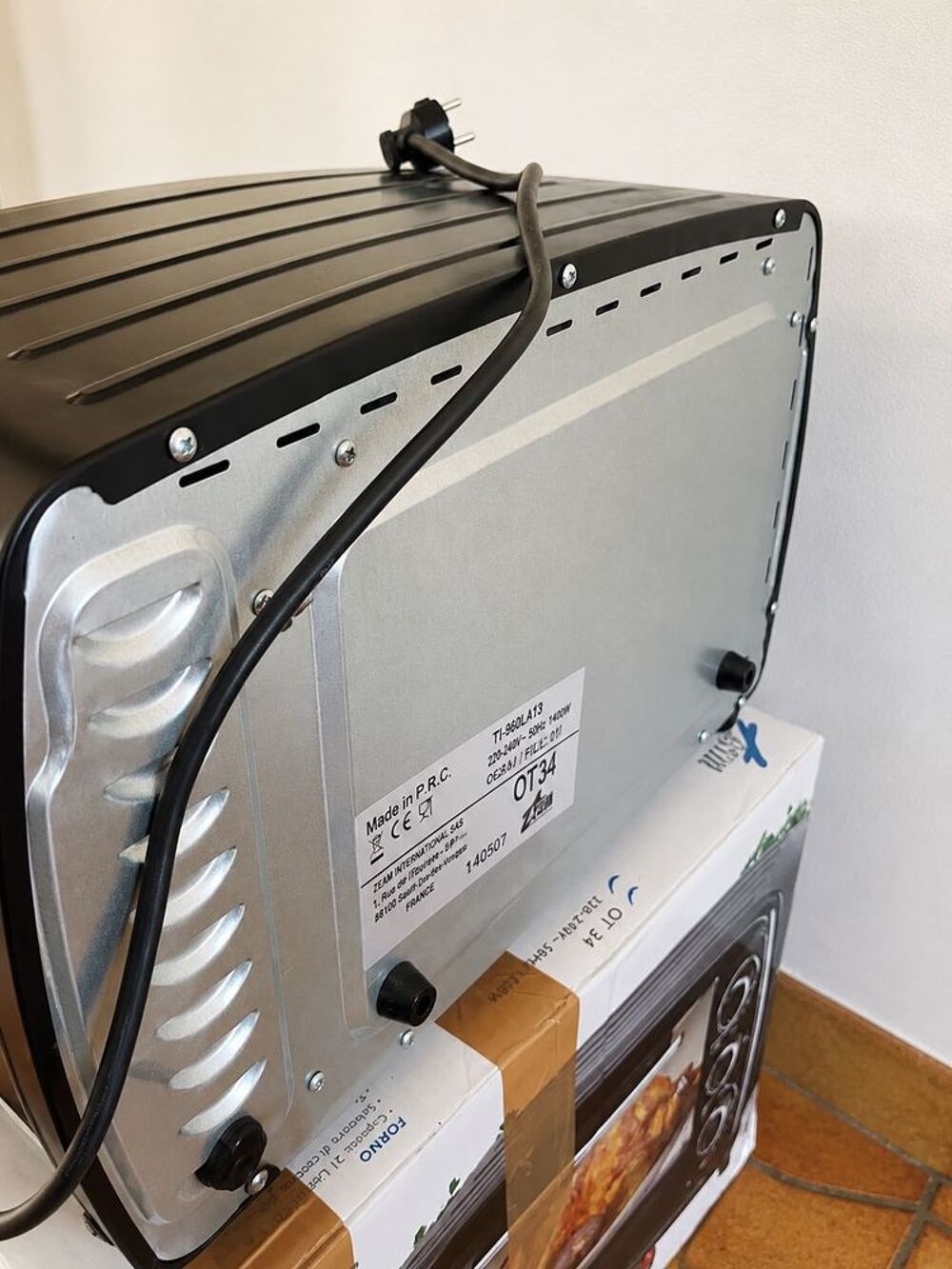 Four &eacute;lectrique Zeam 21 L. Avec bo&icirc;te d'origine Electroménager