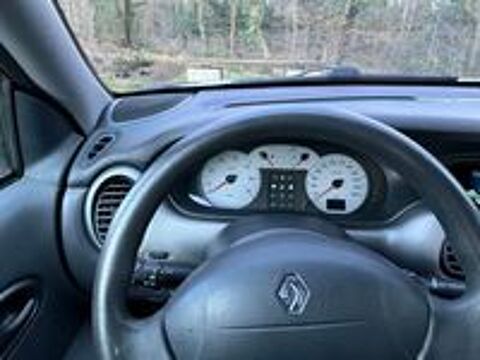 M&eacute;gane Cabriolet 1.6i 16V Dynamique 2002 occasion 54000 Nancy
