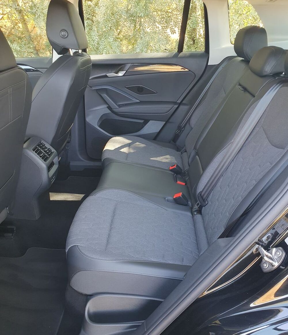 Tiguan 1.5 eTSI 150 cv EDITION DSG livr&eacute; chez vous ! 2025 occasion 82150 Montaigu-de-Quercy